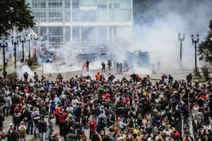 violencia no pr contra profs - Joka madruga